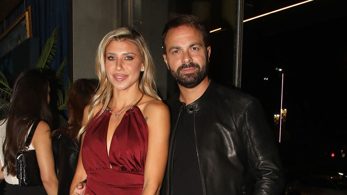 Ηλίας Βρεττός: Σπάνια βραδινή έξοδος με την κούκλα σύζυγό του, Αναστασία Δεληγιάννη – Πού διασκέδασαν;