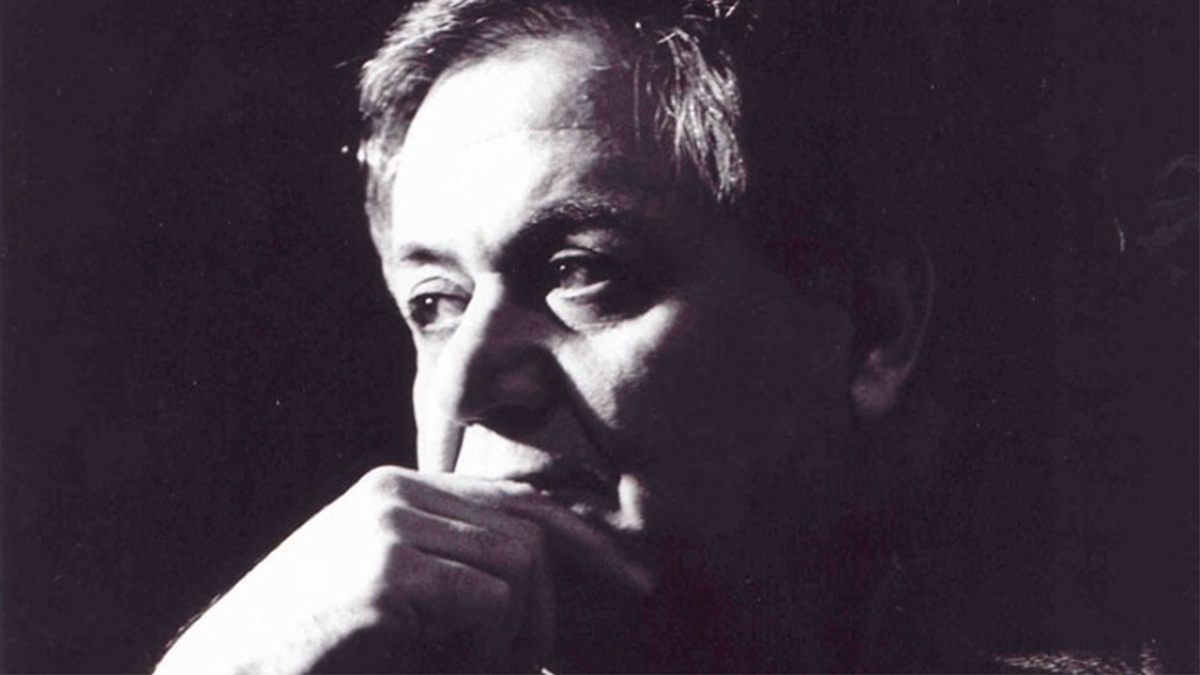 Δημόσια Γαλλική Ραδιοφωνία: Γιορτάζει τα 100 χρόνια από τη γέννηση του Μάνου Χατζιδάκι