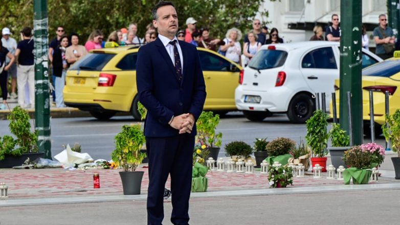 Δούκας για Άγνωστο Στρατιώτη: «Καλή τύχη στην Κυβέρνηση»