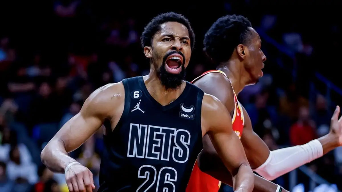 Στη Μπάγερν Μονάχου ο Σπένσερ Ντινγουίντι