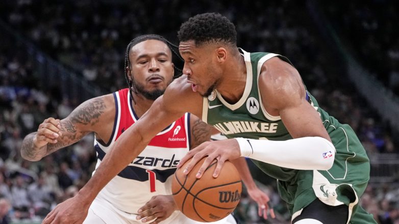 ΝΒΑ: Πρεμιέρα με νίκη για τους Μπακς με τρομερή εμφάνιση από τον Αντετοκούνμπο ΝΒΑ: Πρεμιέρα με νίκη για τους Μπακς με τρομερή εμφάνιση από τον Αντετοκούνμπο