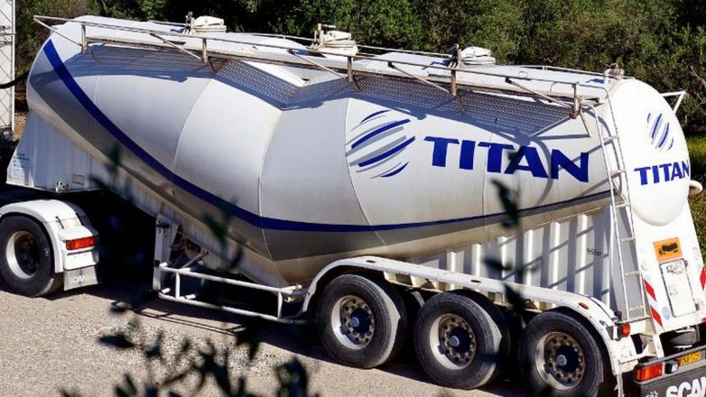 Η Fitch αναβάθμισε την προοπτική του Ομίλου TITAN