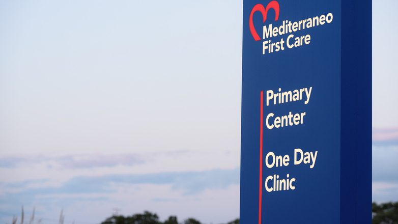 Πραγματοποίηση εγκαινίων του Πολυϊατρείου Mediterraneo First Care Paros