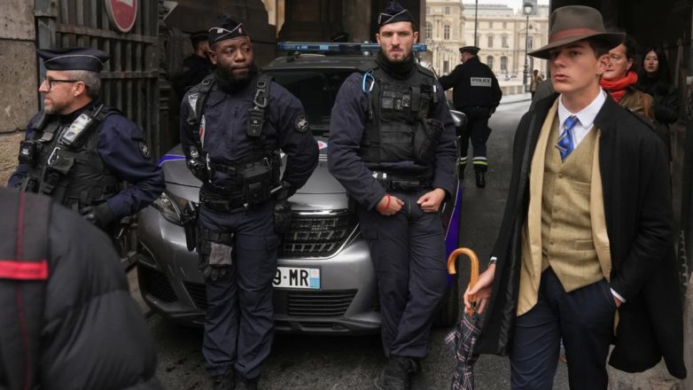 Ο μυστηριώδης «ντετέκτιβ» μετά τη ληστεία στο Λούβρο