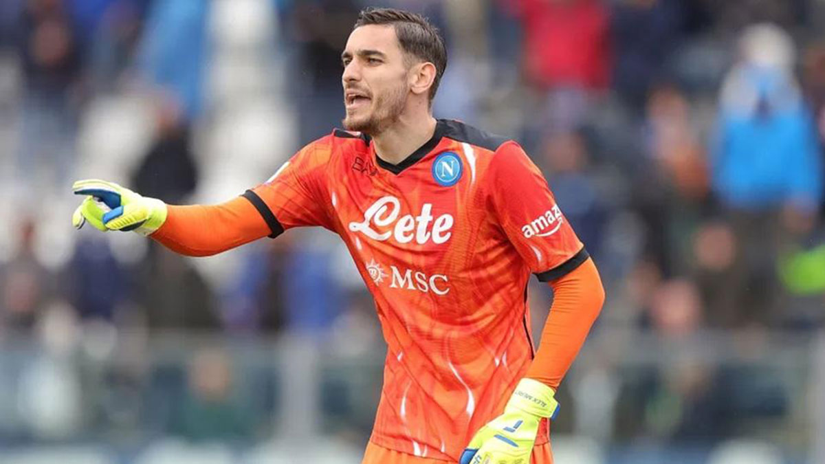 Νάπολι: Δύο μήνες εκτός γηπέδων ο Μερέτ