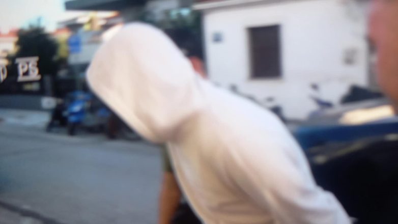 Τρίκαλα: Προφυλακίστηκε ο 18χρονος που δολοφόνησε τη μητέρα του με πετσέτα Τρίκαλα: Προφυλακίστηκε ο 18χρονος που δολοφόνησε τη μητέρα του με πετσέτα