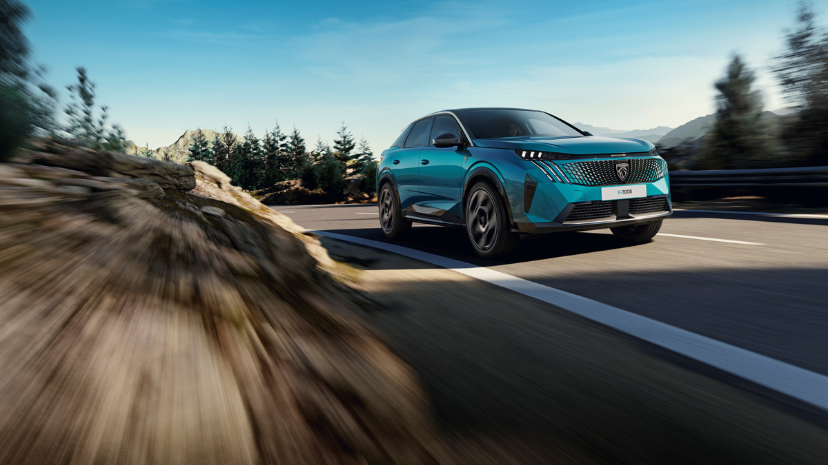 PEUGEOT: Διαθέσιμο για παραγγελία είναι το ολοκαίνουργιο E-3008 DUAL MOTOR AWD 325HP