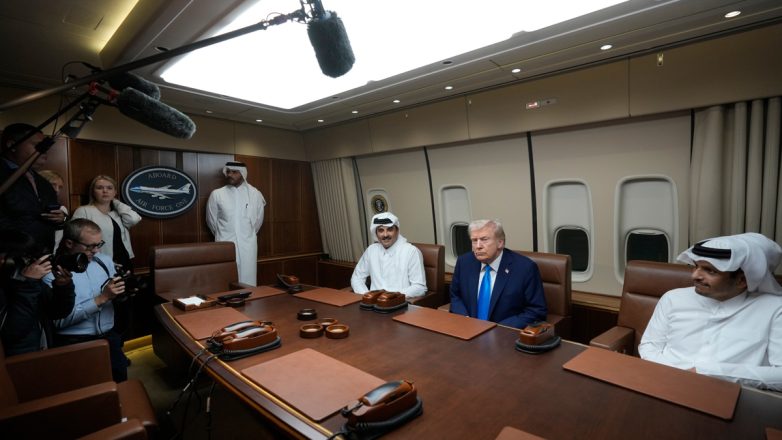 Ο Τραμπ συζήτησε την κατάσταση στη Γάζα με τον εμίρη του Κατάρ Ο Τραμπ συζήτησε την κατάσταση στη Γάζα με τον εμίρη του Κατάρ