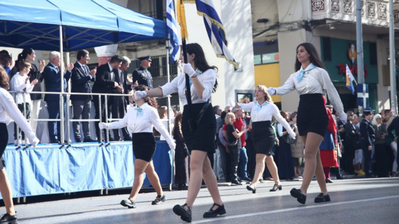 Κυκλοφοριακές ρυθμίσεις λόγω μαθητικών παρελάσεων σε Αθήνα και Πειραιά την 28η Οκτωβρίου Κυκλοφοριακές ρυθμίσεις λόγω μαθητικών παρελάσεων σε Αθήνα και Πειραιά την 28η Οκτωβρίου