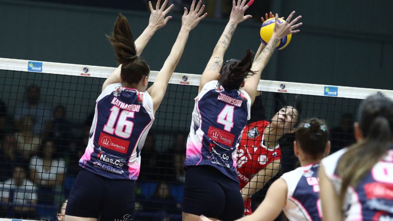 Βόλεϊ Γυναικών: Το Μαρκόπουλο έκανε το «μπαμ», 3-2 τον Ολυμπιακό