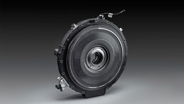 Η Mercedes έφτιαξε ηλεκτροκινητήρα που ζυγίζει 13 κιλά και αποδίδει 1.020 άλογα! 