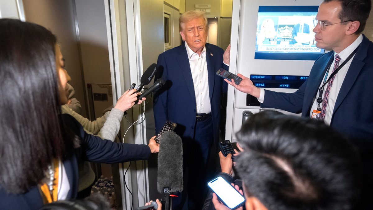 Ο Τραμπ ανήγγειλε την υπογραφή της συμφωνίας ειρήνης ανάμεσα στην Ταϊλάνδη και την Καμπότζη