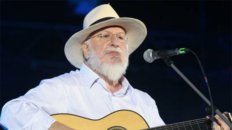 Δύο ποιητές μιλούν για τον Διονύση Σαββόπουλο