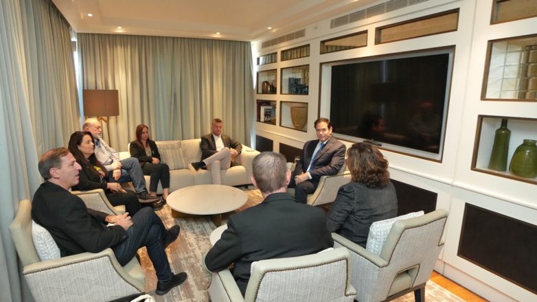 Ρούμπιο: Οι προσπάθειες για την επιστροφή όλων των σορών των ομήρων θα συνεχιστούν Ρούμπιο: Οι προσπάθειες για την επιστροφή όλων των σορών των ομήρων θα συνεχιστούν