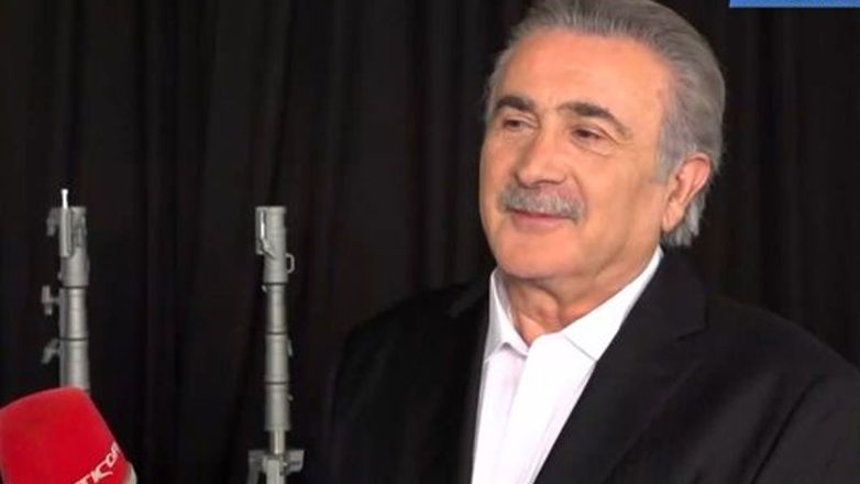 Λάκης Λαζόπουλος: «Δεν ετοιμάζω τίποτα — Όλα τα κάνουν αυτοί που παριστάνουν την κυβέρνηση και την αντιπολίτευση»