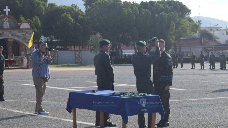 Βόλος: Απονεμήθηκε ο πράσινος μπερές σε 81 νέους πεζοναύτες της 32ης Ταξιαρχίας Βόλος: Απονεμήθηκε ο πράσινος μπερές σε 81 νέους πεζοναύτες της 32ης Ταξιαρχίας