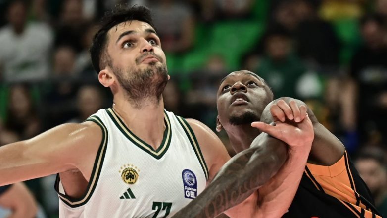 Greek Basketball League: MVP της 4ης αγωνιστικής ο Γιουρτσεβέν Greek Basketball League: MVP της 4ης αγωνιστικής ο Γιουρτσεβέν