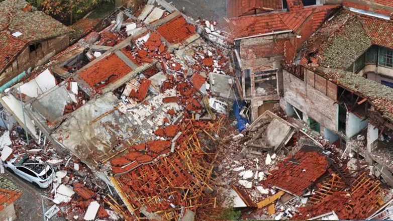 Σφοδρός σεισμός 6,1 Ρίχτερ στην Τουρκία: Τουλάχιστον 22 τραυματίες και καταρρεύσεις κτηρίων Σφοδρός σεισμός 6,1 Ρίχτερ στην Τουρκία: Τουλάχιστον 22 τραυματίες και καταρρεύσεις κτηρίων