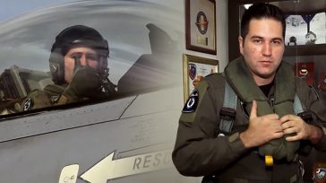 Ρίγη συγκίνησης από τον πιλότο του F16: «Τιμούμε εκείνους πoυ είπαν όχι πάνω από κάθε φόβο»