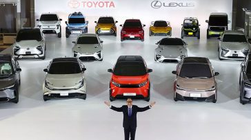 Γιατί η Toyota δεν “έτρεξε” όπως όλοι προς την ηλεκτροκίνηση; Γιατί ετοίμαζε εξ αρχής την επανάσταση των EV 