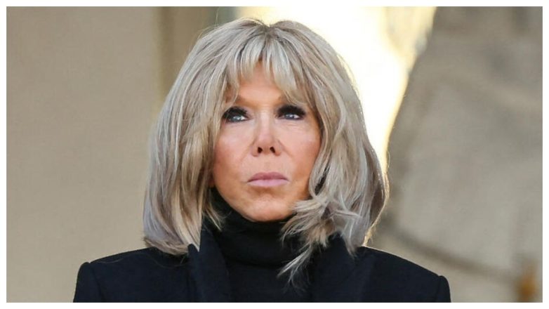 «Είναι συντετριμμένη»: Η κόρη της Μπριζίτ Μακρόν ξέσπασε στο δικαστήριο «Είναι συντετριμμένη»: Η κόρη της Μπριζίτ Μακρόν ξέσπασε στο δικαστήριο