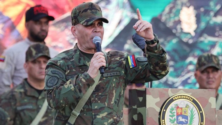 Βενεζουέλα: Ο στρατός κατέστρεψε δύο στρατόπεδα «Κολομβιανών ναρκοτρομοκρατών»