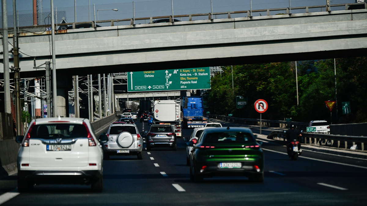 Μεγάλες καθυστερήσεις σε Αττική οδό και Κηφισό