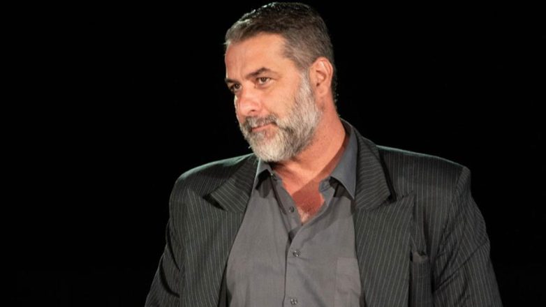 Βασίλης Μπισμπίκης: «Κανείς δεν είναι άγιος, ούτε εγώ είμαι» – Το βίντεο με τα υπονοούμενα του ηθοποιού για τα ανθρώπινα όρια