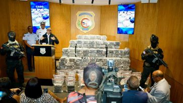 Δομινικανή Δημοκρατία: Εντοπίστηκε σκάφος που μετέφερε 650 δέματα με κοκαΐνη