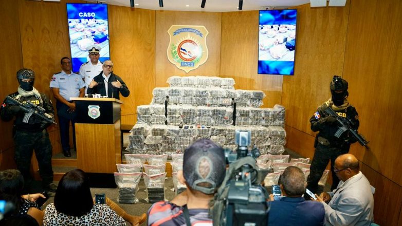 Δομινικανή Δημοκρατία: Εντοπίστηκε σκάφος που μετέφερε 650 δέματα με κοκαΐνη