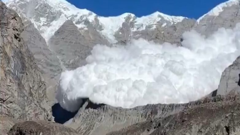 Χιονοστιβάδα «σάρωσε» ένα από τα ψηλότερα βουνά στον κόσμο