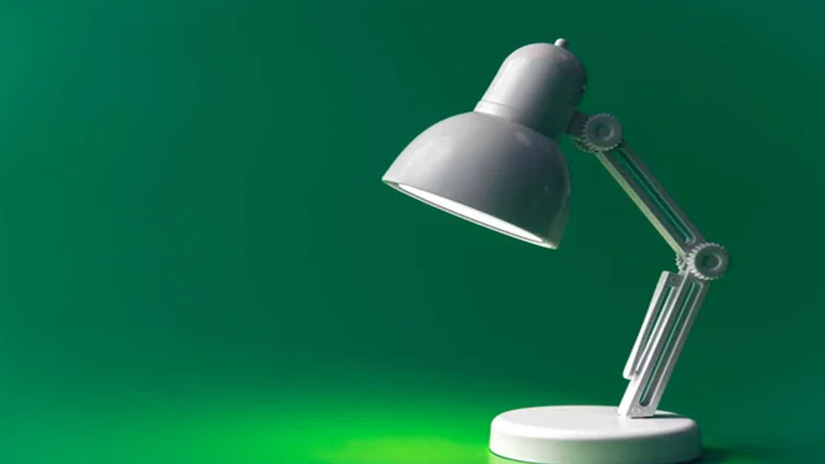 Σε εφαρμογή το χειμερινό ωράριο της διζωνικής τιμολόγησης ρεύματος