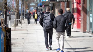 Όριο ταχύτητας στα 6χλμ./ώρα για… όσους χρησιμοποιούν τα πεζοδρόμια