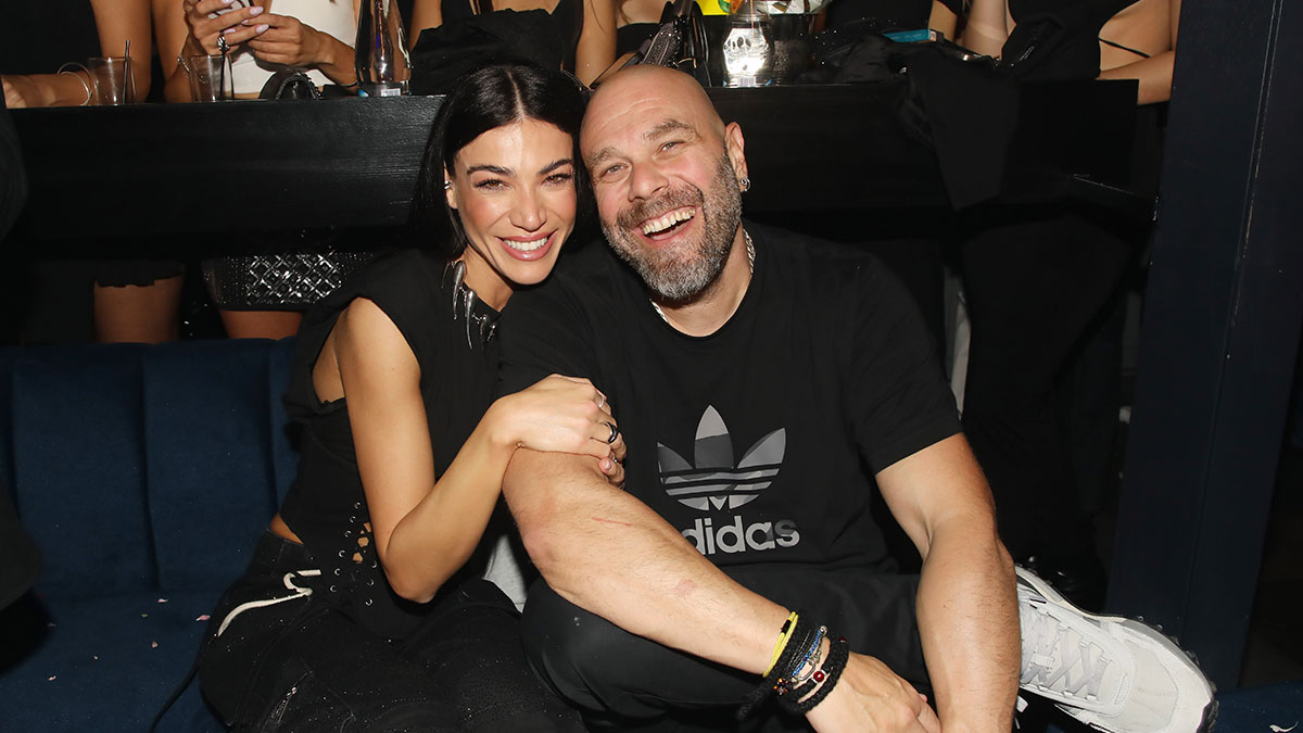 Ήβη Αδάμου – Μιχάλης Κουινέλης: Το ερωτευμένο ζευγάρι διασκέδασε στην Πέγκυ Ζήνα