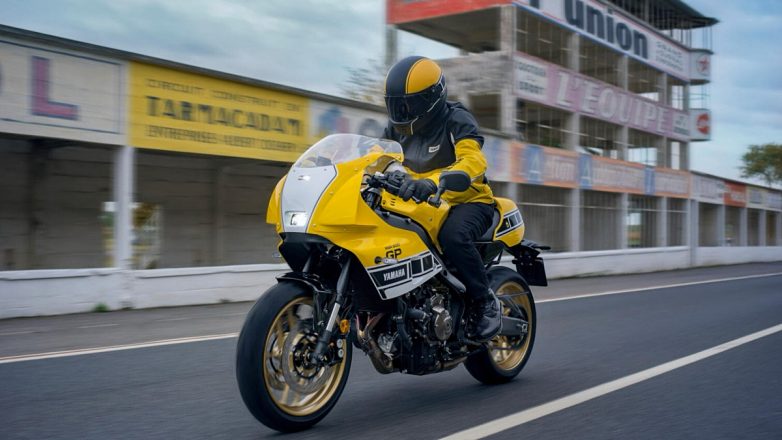 Η Επιστροφή του «Βασιλιά»: Yamaha XSR900 GP 2026