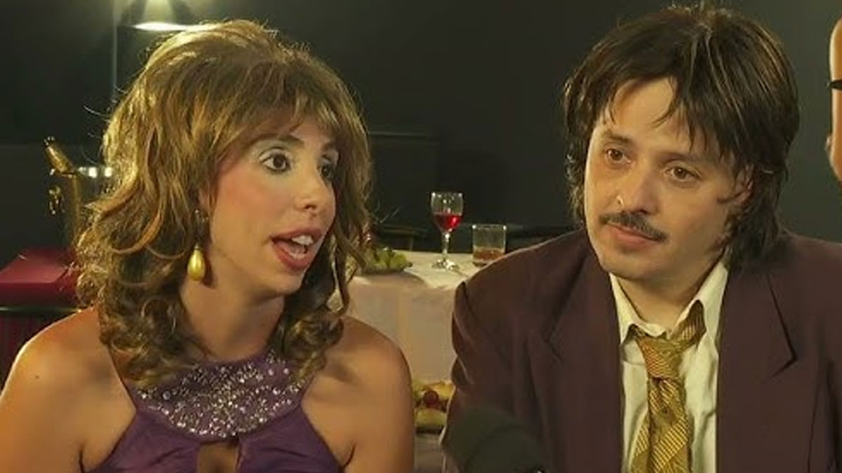 «Τότε και Τώρα»: Τι θα δούμε στην πρεμιέρα της νέας σειράς του ΣΚΑΪ με τον Αλέξανδρο Τσουβέλα και την Έλενα Χαραλαμπούδη