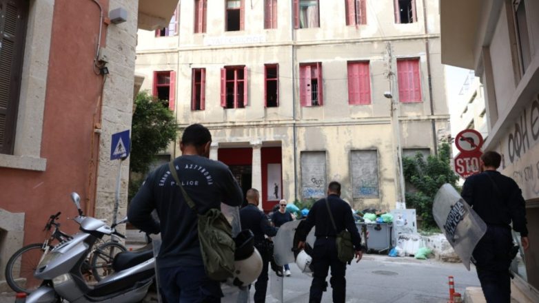 Συλλήψεις για την επίθεση κατά του Μάκη Βορίδη και της οικογένειάς του στο Ηράκλειο