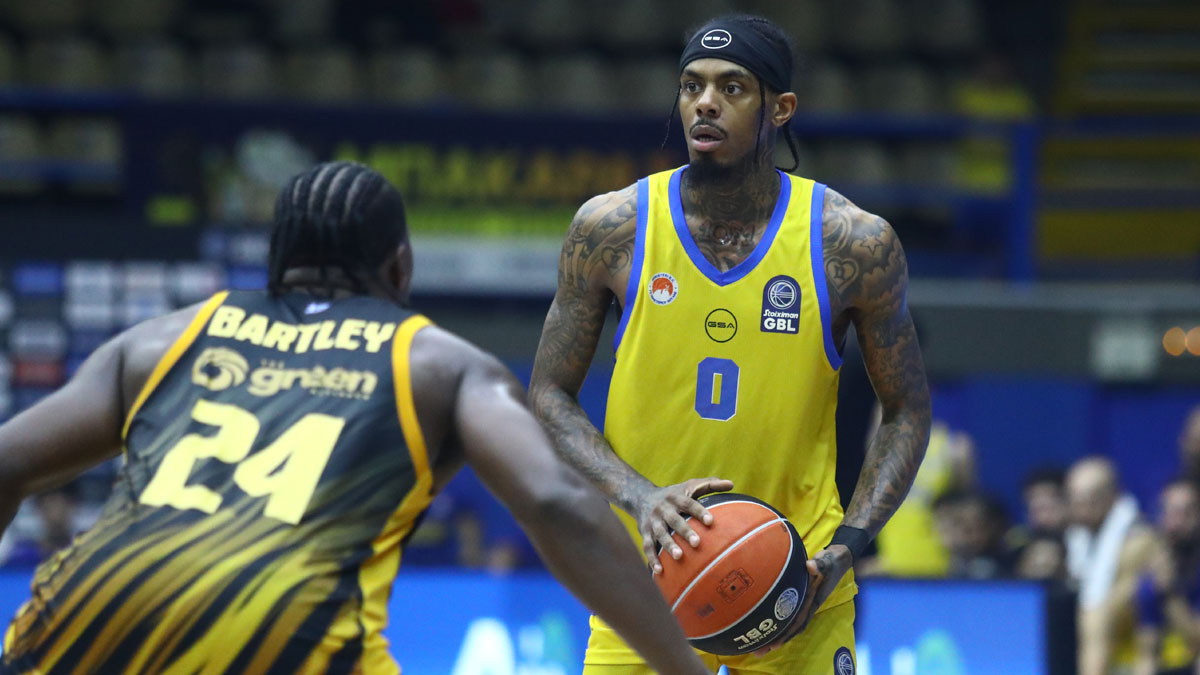 Greek Basketball League: Πρώτη ήττα για την ΑΕΚ, 79-66 το Περιστέρι