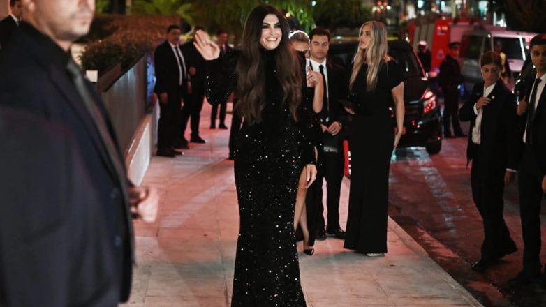 Η πρώτη εμφάνιση της Κίμπερλι στην Αθήνα, σε λαμπερή δεξίωση Η πρώτη εμφάνιση της Κίμπερλι στην Αθήνα, σε λαμπερή δεξίωση