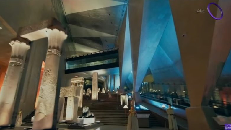 Εντυπωσιακά τα εγκαίνια του Μεγάλου Αιγυπτιακού Μουσείου στο Κάιρο Εντυπωσιακά τα εγκαίνια του Μεγάλου Αιγυπτιακού Μουσείου στο Κάιρο