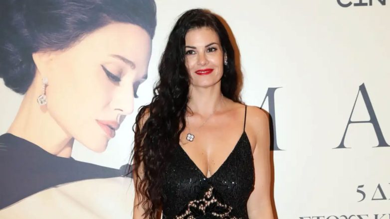 Μαρία Κορινθίου: «Υπάρχει πολλή ζήλια, πολύς φθόνος, πολλή ανασφάλεια» Μαρία Κορινθίου: «Υπάρχει πολλή ζήλια, πολύς φθόνος, πολλή ανασφάλεια»