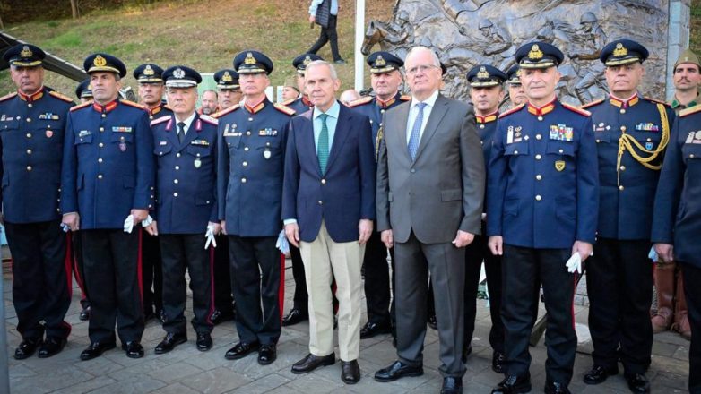 Στις εκδηλώσεις εορτασμού της απελευθέρωσης του Μετσόβου ο Υφυπουργός Εθνικής Άμυνας Στις εκδηλώσεις εορτασμού της απελευθέρωσης του Μετσόβου ο Υφυπουργός Εθνικής Άμυνας