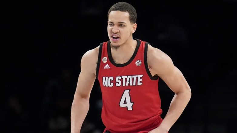 Μπάσκετ: Ο Τζέρικολ Χέλεμς γρονθοκόπησε οπαδό της ομάδας του – Του έγινε διακοπή συμβολαίου Μπάσκετ: Ο Τζέρικολ Χέλεμς γρονθοκόπησε οπαδό της ομάδας του – Του έγινε διακοπή συμβολαίου