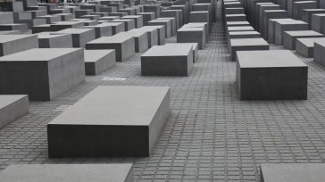 Με την βοήθεια της Τεχνητής Νοημοσύνης ταυτοποιήθηκαν πέντε εκατομμύρια Εβραίοι που σκοτώθηκαν στο Ολοκαύτωμα