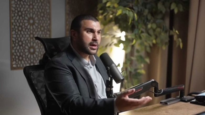 Το Αμερικανικό δικαστήριο αμφισβητεί τη νομιμότητα της κράτησης του φιλοπαλαιστίνιου Βρετανού δημοσιογράφου