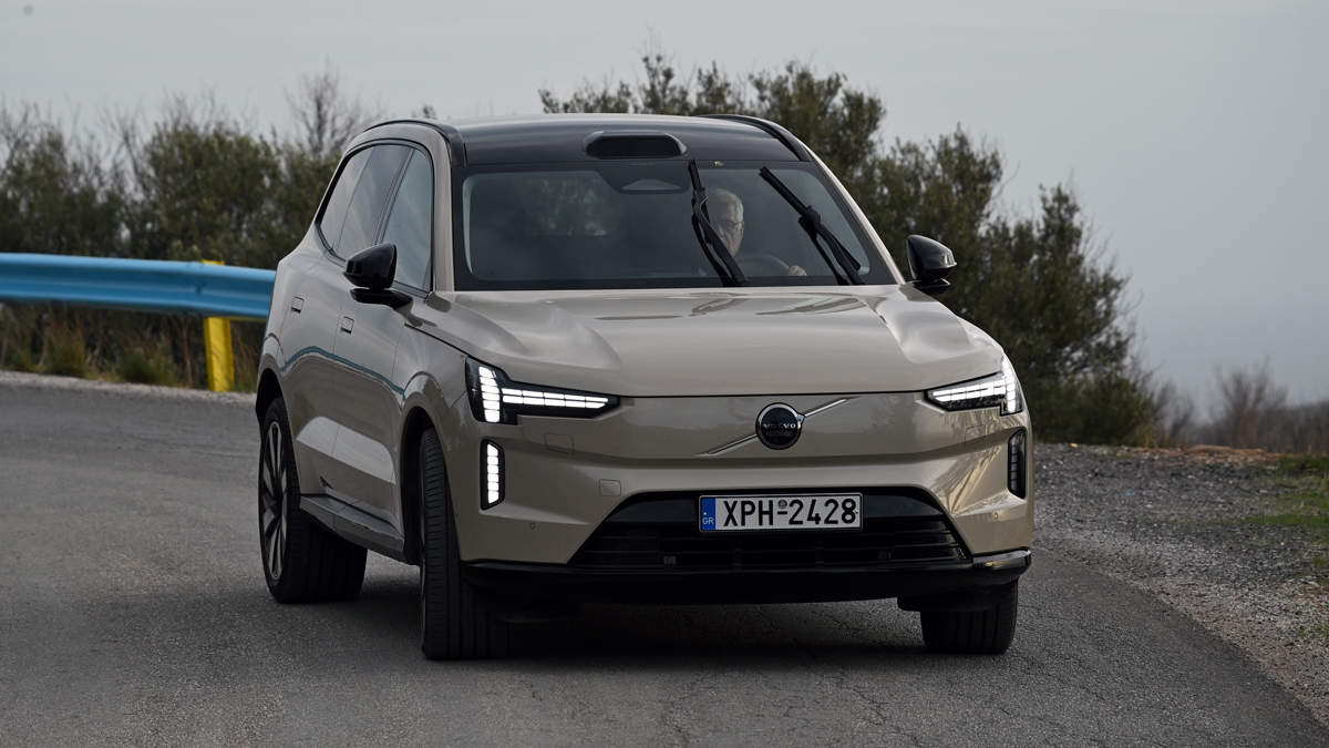 Volvo EX90: Προτεραιότητα στην ασφάλεια, την τεχνολογία και την αισθητική- Ιδανικό για μια πενταμελή ή επταμελή οικογένεια