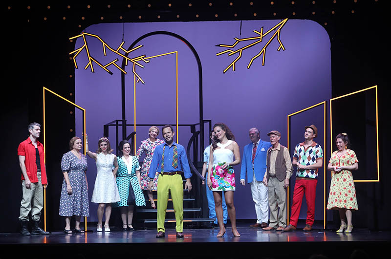 Πέτρος Κόκκαλης: Καμάρωσε τη σύζυγό του, Δήμητρα Ματσούκα στην πρεμιέρα της παράστασης «Η Κόμισσα της Φάμπρικας»