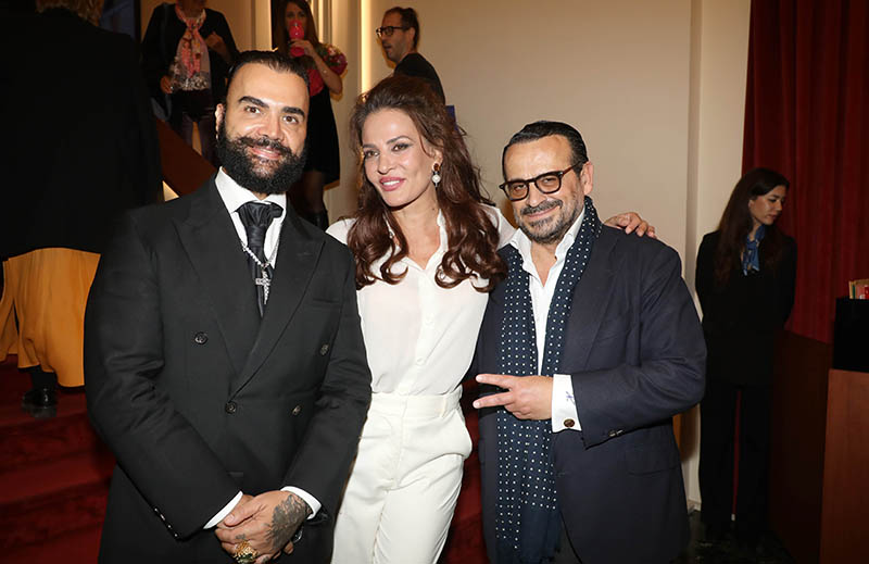 Πέτρος Κόκκαλης: Καμάρωσε τη σύζυγό του, Δήμητρα Ματσούκα στην πρεμιέρα της παράστασης «Η Κόμισσα της Φάμπρικας»