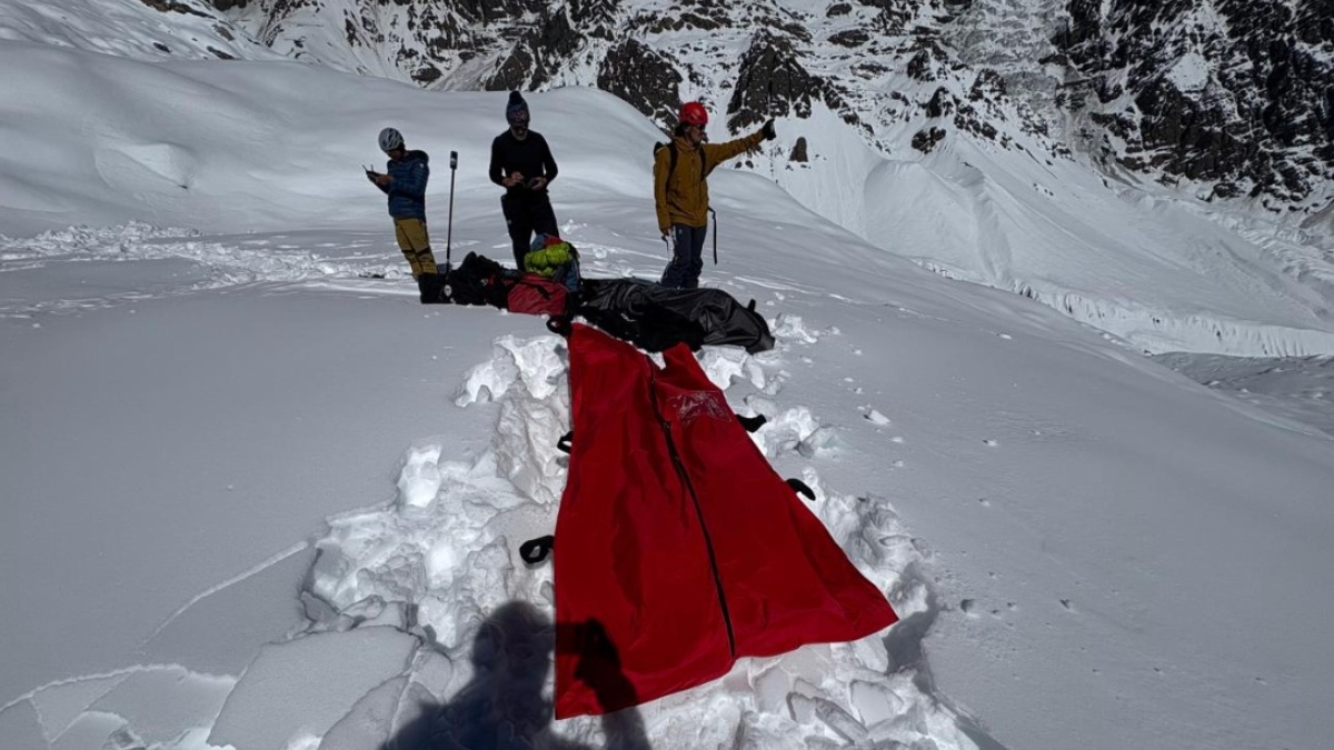 Νεπάλ: Εννέα νεκροί από χιονοστιβάδα και χιονοθύελλα