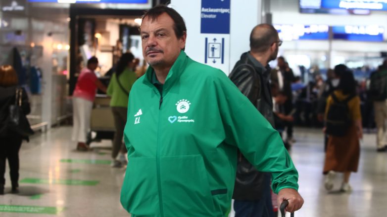 Αταμάν: «Έχουμε πολλά προβλήματα στη θέση “5”, φορμαρισμένος ο Ερυθρός Αστέρας»